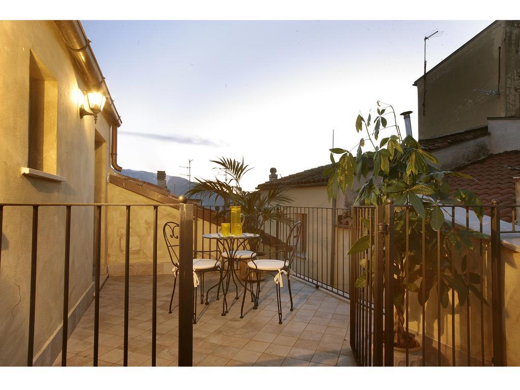 이세르니아 Residenze Portacastello B&B 외부 사진